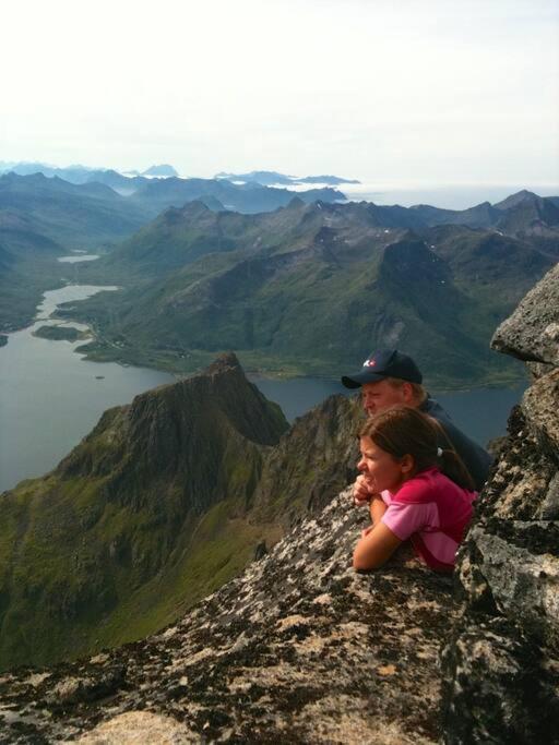 Laupstad Charming House By The Sea, Lofoten! מראה חיצוני תמונה